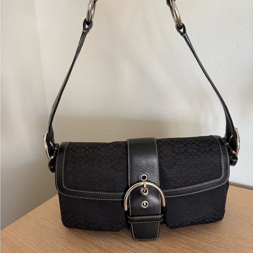 Black Coach Women's Shoulder Bag